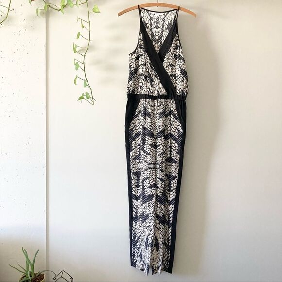 Diane Von Furstenberg Shany Abstract Floral Lace Jumpsuit in Black Nougat Size 2 - Picture 3 of 7